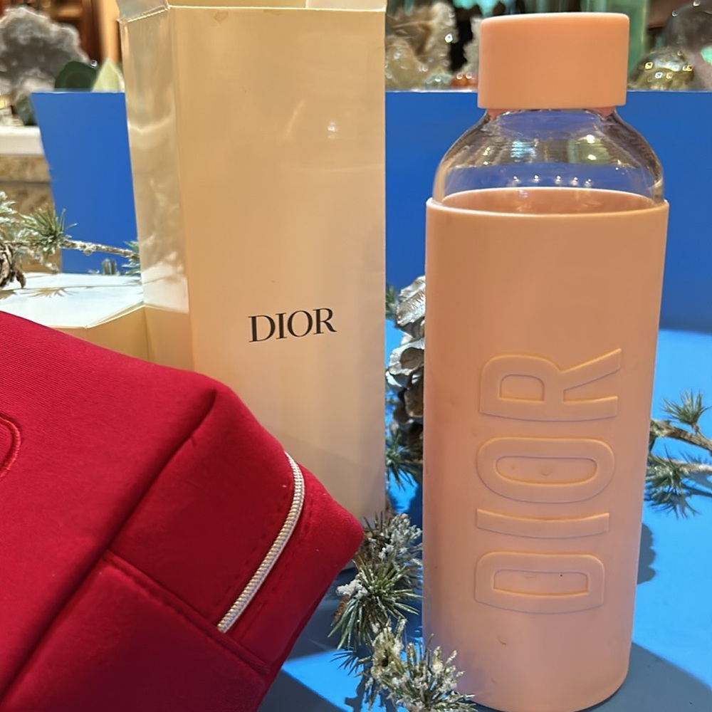 DIOR 🤯 HALF OFF purchase price 😇 glass WaterBottle,RedCosmetic Pouch ❤️‍🔥Steal!!